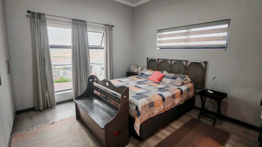 3 Bedroom Property for Sale in Reebok Western Cape